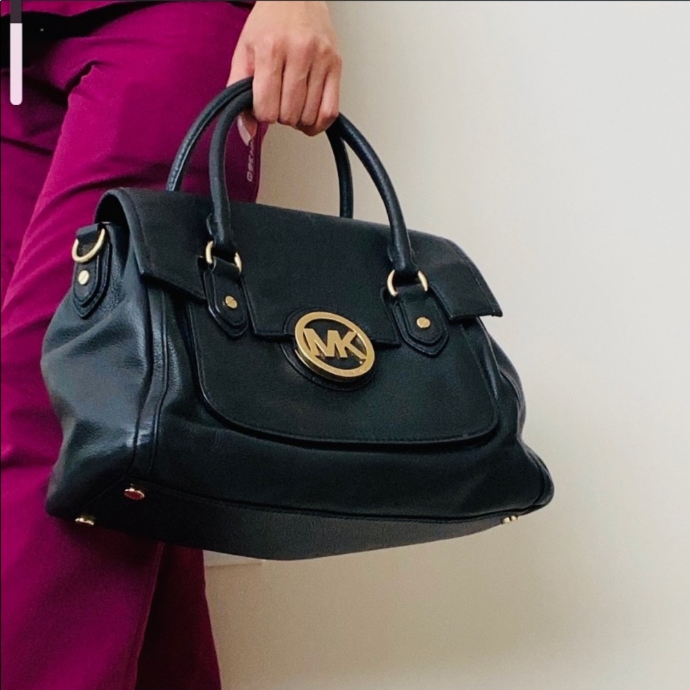 Michael Kors black handbag with strap